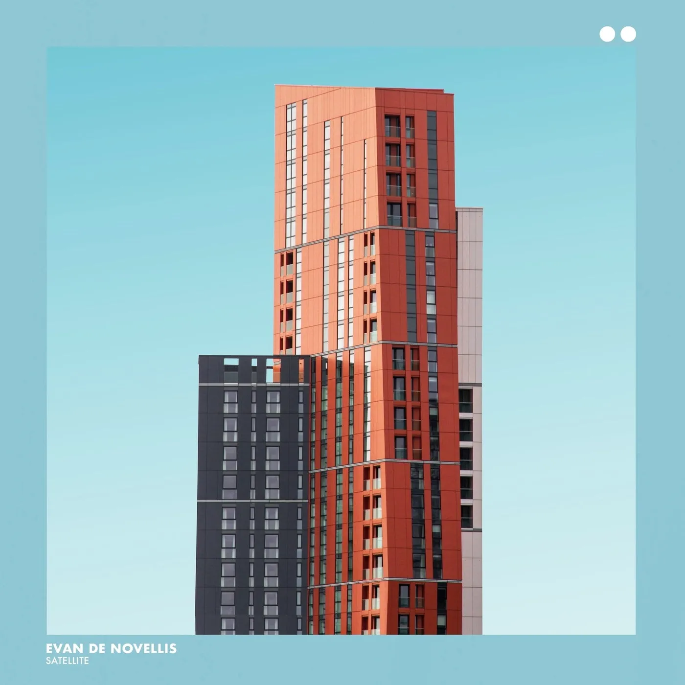 Evan De Novellis – Satellite