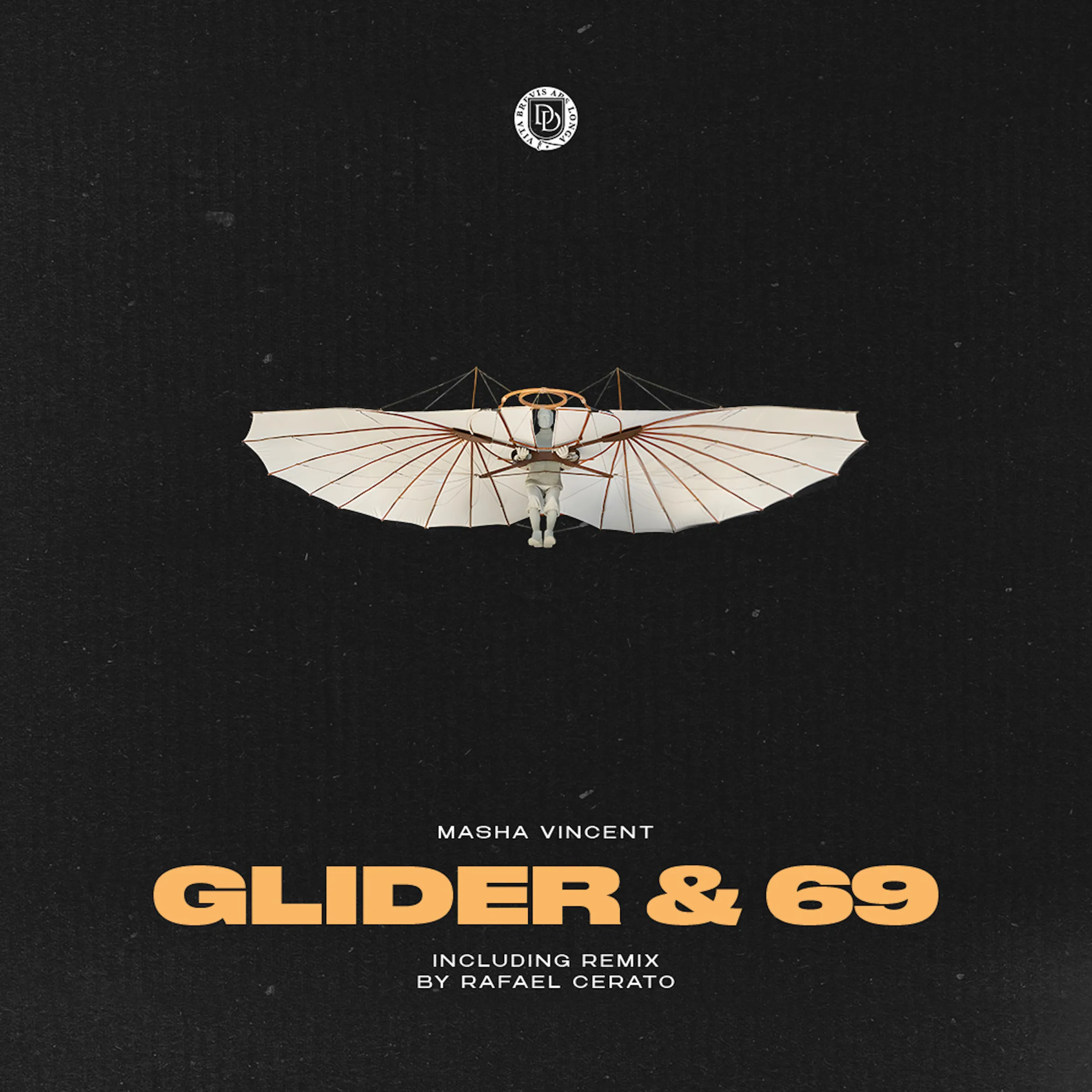 Masha Vincent – Glider & 69