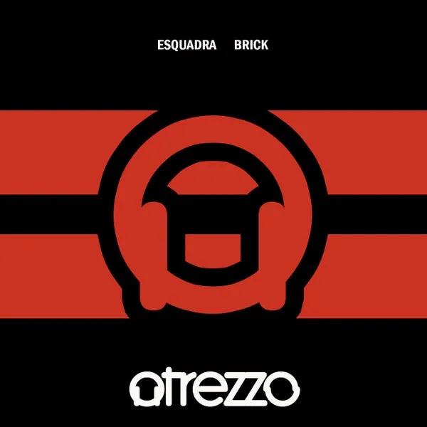Esquadra – Brick cover